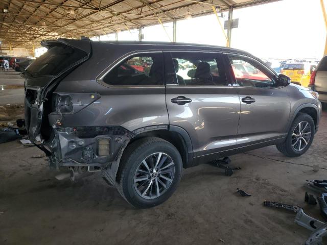 Photo 3 from auction – 2018 TOYOTA HIGHLANDER with VIN 5TDKZRFH8JS536225