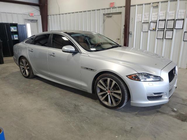 Photo 4 from auction – 2016 JAGUAR XJ with VIN SAJWA1C7XG8W02312