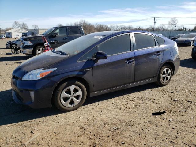 TOYOTA PRIUS 2015 مع رقم تعريف المركبة JTDKN3DU3F0466992 - صورة من المزاد