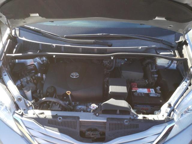 Photo 12 from auction – 2017 TOYOTA SIENNA LE with VIN 5TDKZ3DCXHS818994