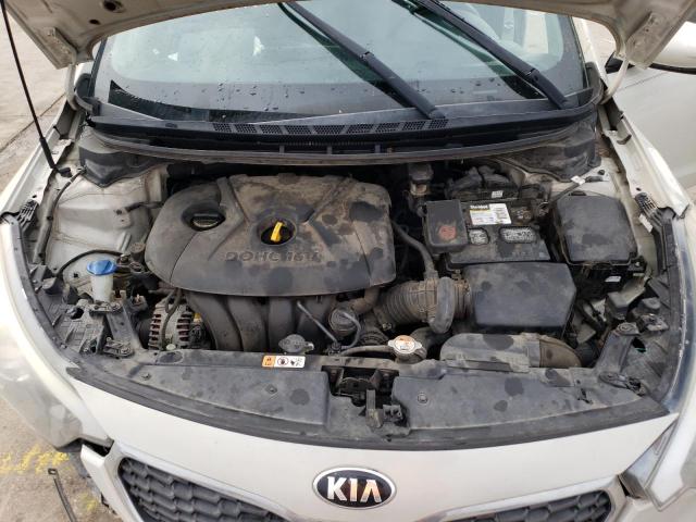 Photo 11 from auction – 2015 KIA FORTE LX with VIN KNAFK4A61F5391778