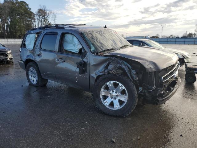 Photo 4 from auction – 2011 CHEVROLET TAHOE K150 with VIN 1GNSKCE00BR211069