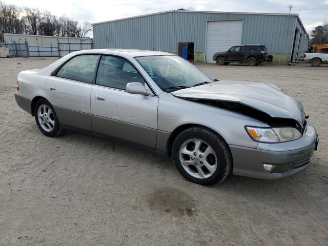 Photo 4 from auction – 2001 LEXUS ES 300 with VIN JT8BF28G810330683