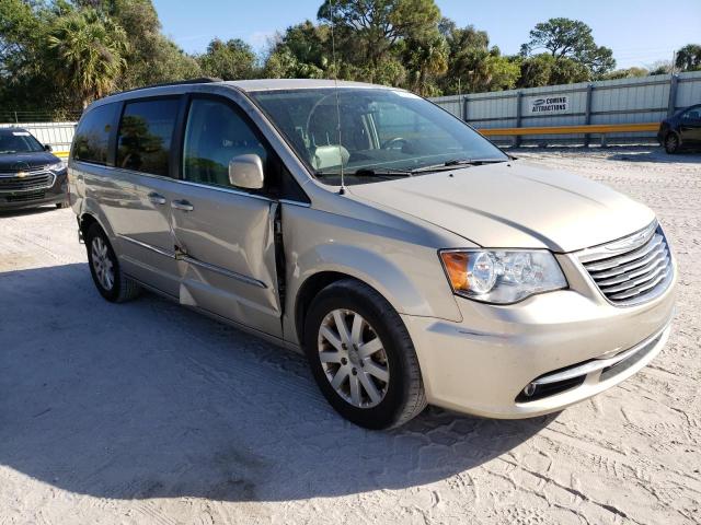 Photo 4 from auction – 2015 CHRYSLER TOWN & COU with VIN 2C4RC1BG4FR730622