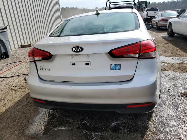 Photo 6 from auction – 2018 KIA FORTE LX with VIN 3KPFK4A77JE198690