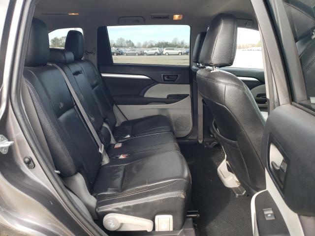 Photo 10 from auction – 2018 TOYOTA HIGHLANDER with VIN 5TDBZRFH7JS906046