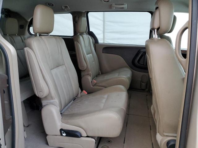 Photo 11 from auction – 2015 CHRYSLER TOWN & COU with VIN 2C4RC1BG9FR715470