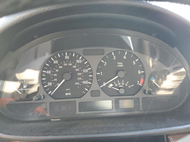 Photo 9 from auction – 2005 BMW 325 I with VIN WBAEV33405KW16295