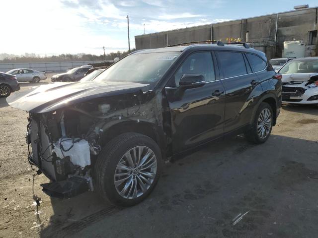 TOYOTA HIGHLANDER 2021 with VIN 5TDFZRBHXMS134069 - Photo from auction