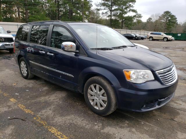 Photo 4 from auction – 2014 CHRYSLER TOWN & COU with VIN 2C4RC1BG4ER326752