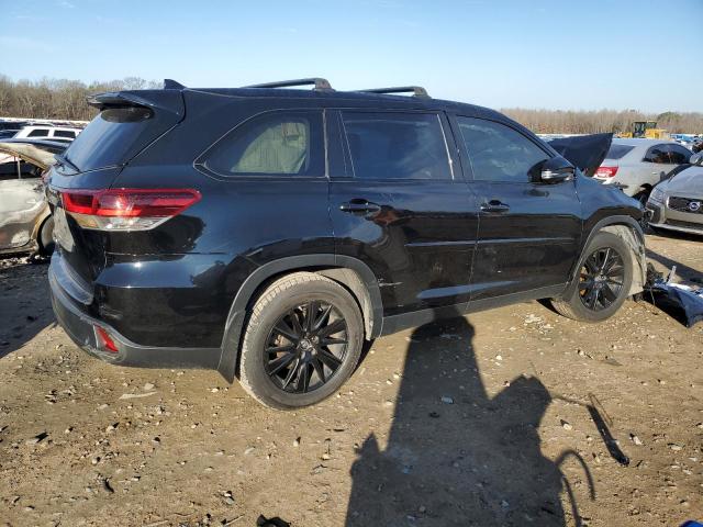Photo 3 from auction – 2019 TOYOTA HIGHLANDER with VIN 5TDKZRFHXKS332043