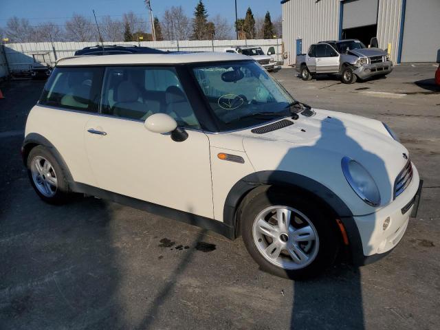 Photo 4 from auction – 2006 MINI COOPER with VIN WMWRC33516TK63450