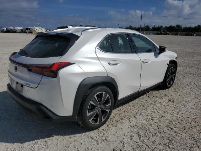 Photo 3 from auction – 2019 LEXUS UX 200 with VIN JTHY3JBH7K2002188