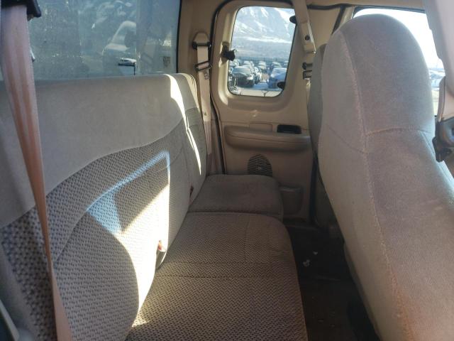 Photo 10 from auction – 2000 FORD F150 with VIN 1FTRX18W0YNC28497