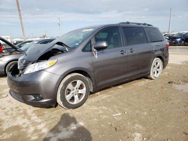 Photo 1 from auction – 2015 TOYOTA SIENNA LE with VIN 5TDKK3DC7FS685144