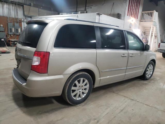 Photo 3 from auction – 2016 CHRYSLER TOWN & COU with VIN 2C4RC1BG5GR213010
