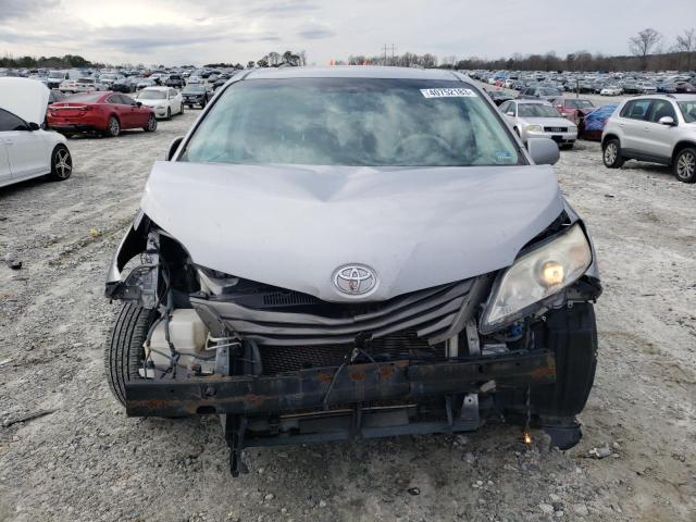 Photo 5 from auction – 2011 TOYOTA SIENNA XLE with VIN 5TDYK3DC2BS034878