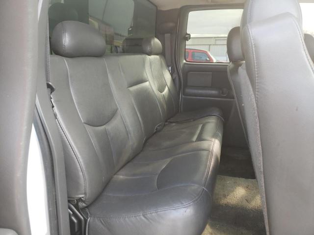 Photo 10 from auction – 2003 CHEVROLET SILVERADO with VIN 2GCEC19T931412684