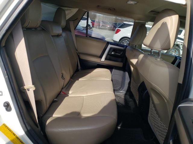 Photo 11 from auction – 2015 TOYOTA 4RUNNER SR with VIN JTEBU5JR9F5222308
