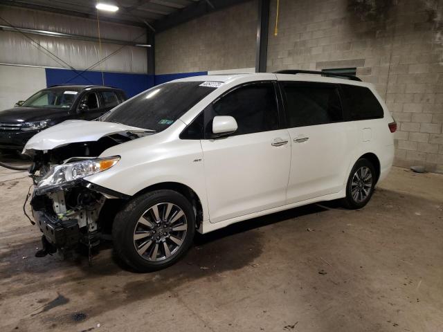 TOYOTA SIENNA XLE 2020 with VIN 5TDDZ3DC6LS242399 - Photo from auction