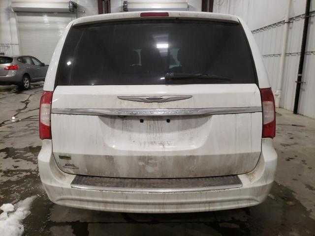 Photo 6 from auction – 2016 CHRYSLER TOWN & COU with VIN 2C4RC1BG1GR186372