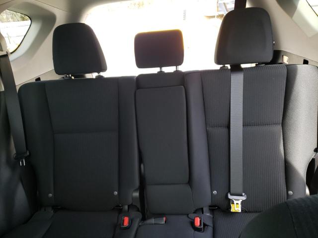 Photo 10 from auction – 2018 TOYOTA RAV4 LE with VIN 2T3ZFREV7JW454595