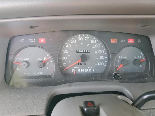 Photo 9 from auction – 2002 MERCURY GRAND MARQ with VIN 2MEFM74WX2X645246