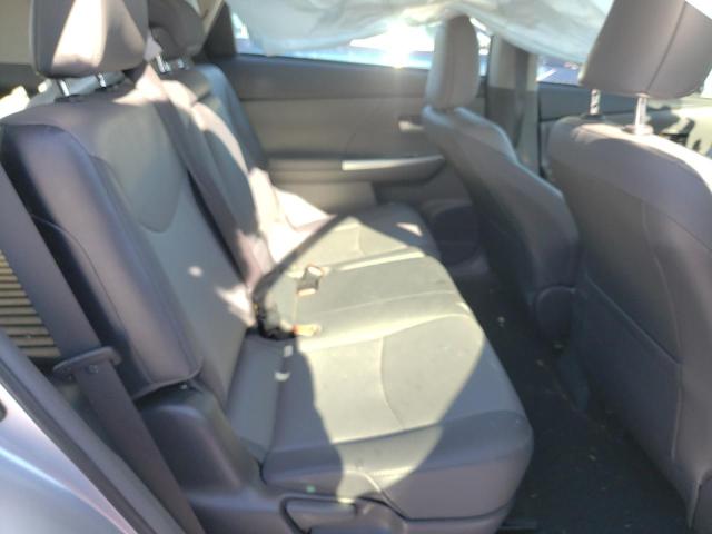 Photo 10 from auction – 2014 TOYOTA PRIUS V with VIN JTDZN3EU6E3316451