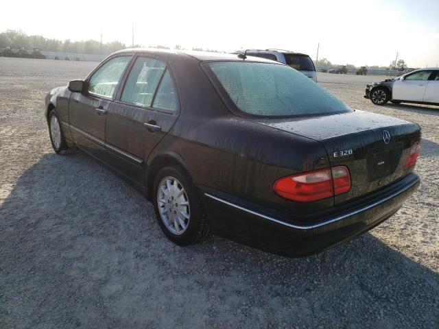 Photo 2 from auction – 2001 MERCEDES-BENZ E 320 with VIN WDBJF65J71B376786