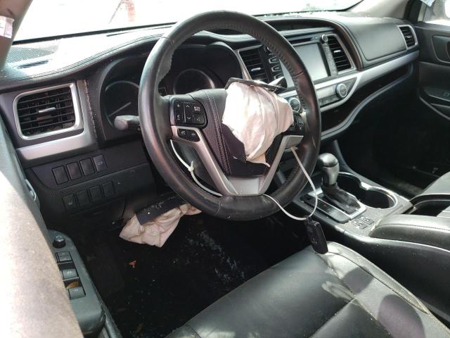 Photo 8 from auction – 2015 TOYOTA HIGHLANDER with VIN 5TDJKRFHXFS128381