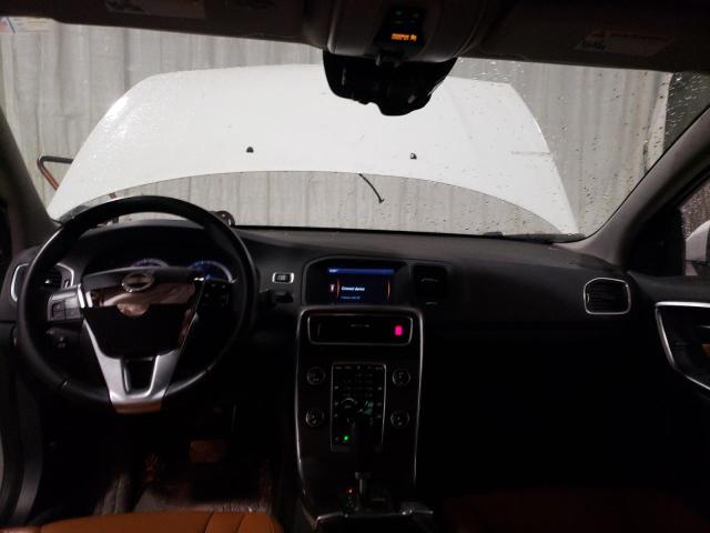 Photo 8 from auction – 2011 VOLVO S60 T6 with VIN YV1902FH0B2016068