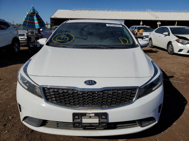 Photo 5 from auction – 2018 KIA FORTE LX with VIN 3KPFK4A77JE220350