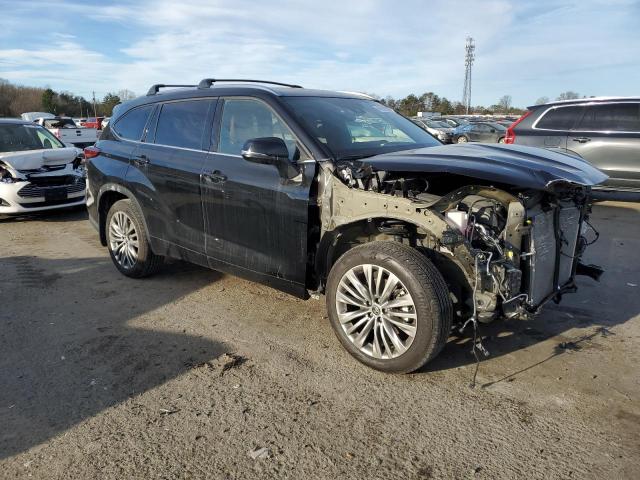 Photo 4 from auction – 2021 TOYOTA HIGHLANDER with VIN 5TDFZRBHXMS134069