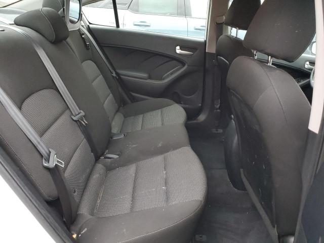 Photo 10 from auction – 2017 KIA FORTE LX with VIN 3KPFK4A77HE013791