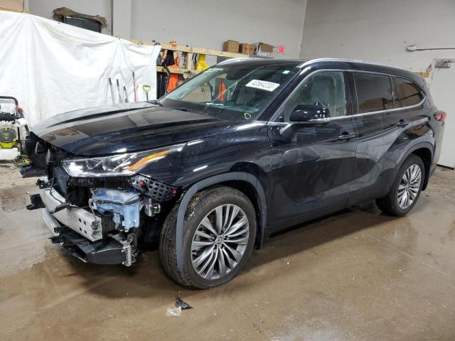 TOYOTA HIGHLANDER 2020 with VIN 5TDFZRBH7LS044523 - Photo from auction