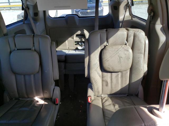Photo 10 from auction – 2015 CHRYSLER TOWN & COU with VIN 2C4RC1BG4FR730622