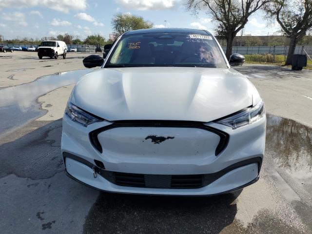 Photo 5 from auction – 2022 FORD MUSTANG MA with VIN 3FMTK3RM2NMA34553
