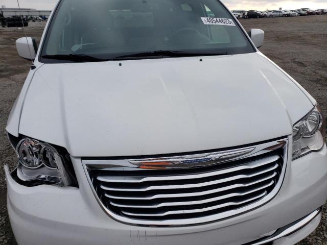 Photo 12 from auction – 2016 CHRYSLER TOWN & COU with VIN 2C4RC1BG1GR158197
