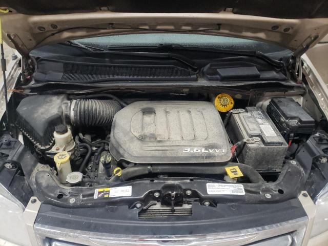 Photo 12 from auction – 2016 CHRYSLER TOWN & COU with VIN 2C4RC1BG5GR213010
