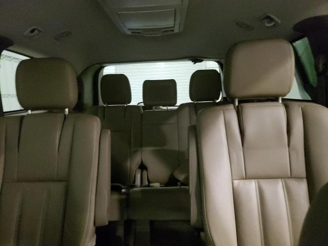 Photo 10 from auction – 2016 CHRYSLER TOWN & COU with VIN 2C4RC1BG1GR186372