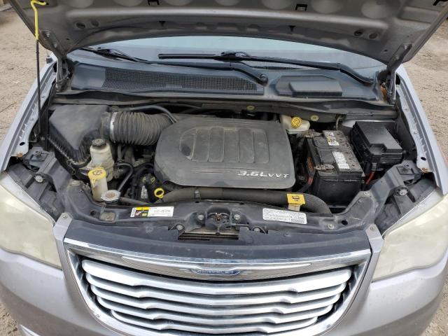 Photo 12 from auction – 2013 CHRYSLER TOWN & COU with VIN 2C4RC1BG4DR682648