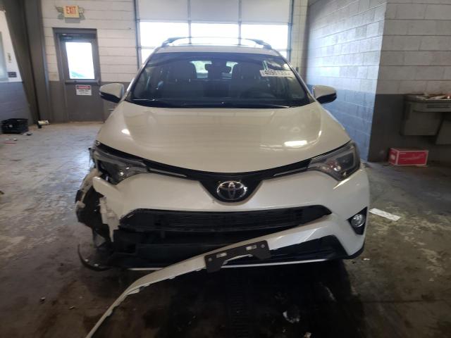 Photo 5 from auction – 2018 TOYOTA RAV4 LIMIT with VIN JTMDFREV8JD232073