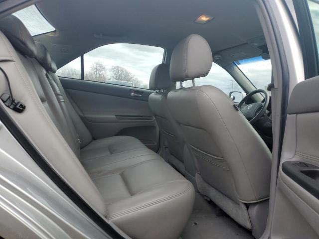 Photo 10 from auction – 2005 TOYOTA CAMRY LE with VIN 4T1BE30K25U972689