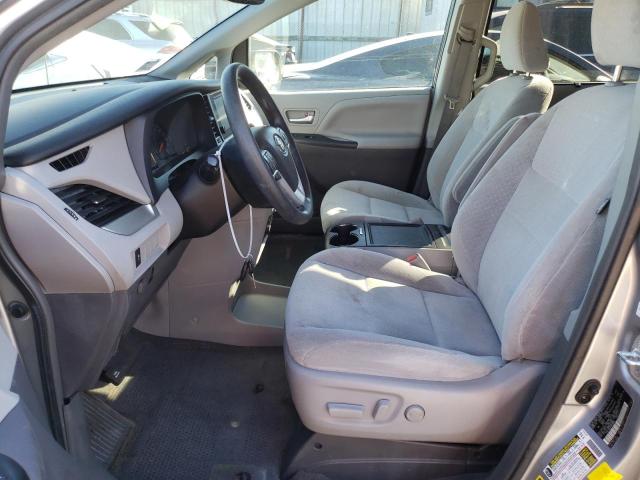 Photo 7 from auction – 2017 TOYOTA SIENNA LE with VIN 5TDKZ3DCXHS818994