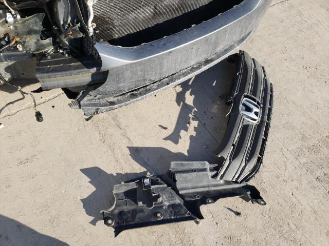 Photo 12 from auction – 2011 HONDA ODYSSEY TO with VIN 5FNRL5H91BB015335