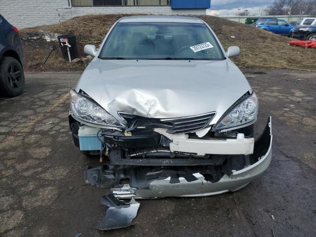Photo 5 from auction – 2005 TOYOTA CAMRY LE with VIN 4T1BE30K25U972689