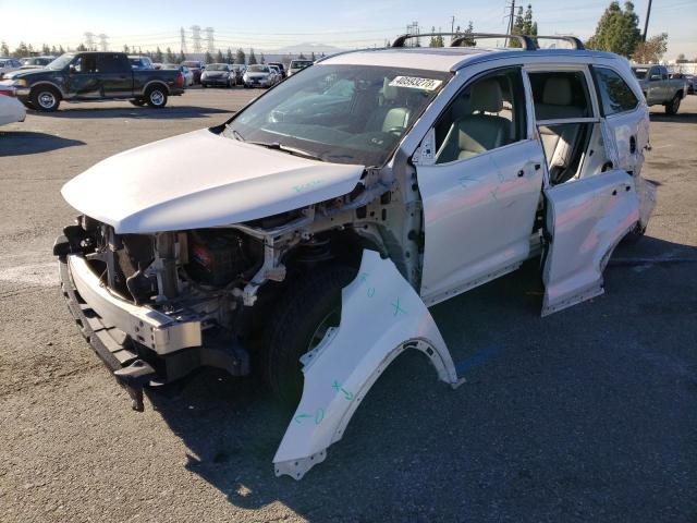 TOYOTA HIGHLANDER 2015 with VIN 5TDKKRFH0FS115966 - Photo from auction