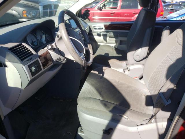 Photo 7 from auction – 2010 CHRYSLER TOWN & COU with VIN 2A4RR5D15AR442609