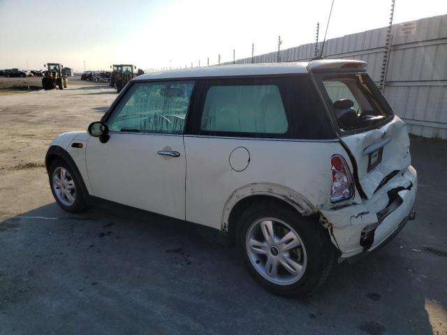Photo 2 from auction – 2006 MINI COOPER with VIN WMWRC33516TK63450