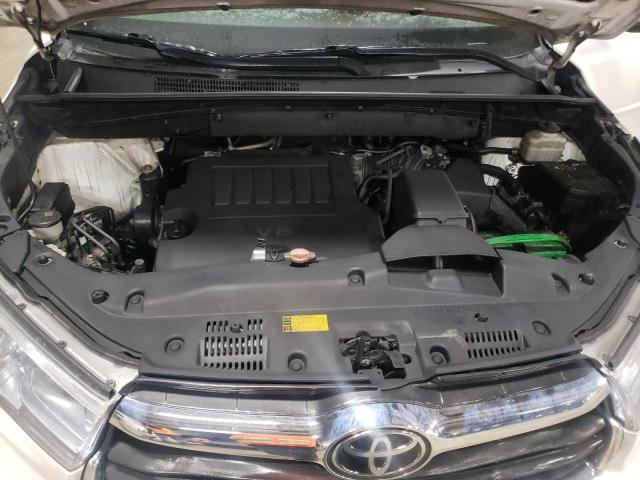 Photo 12 from auction – 2016 TOYOTA HIGHLANDER with VIN 5TDDKRFH5GS233098